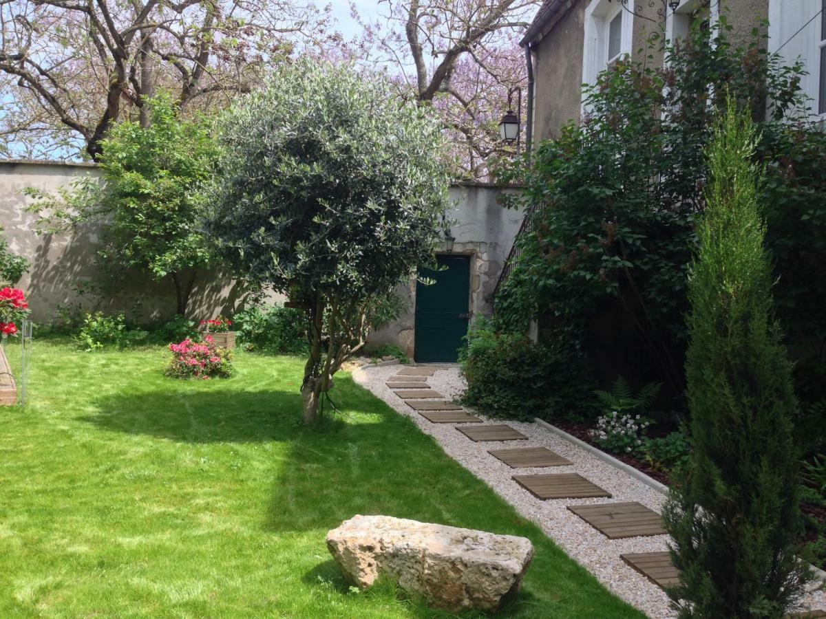 Maison Colladon ブールジュ エクステリア 写真